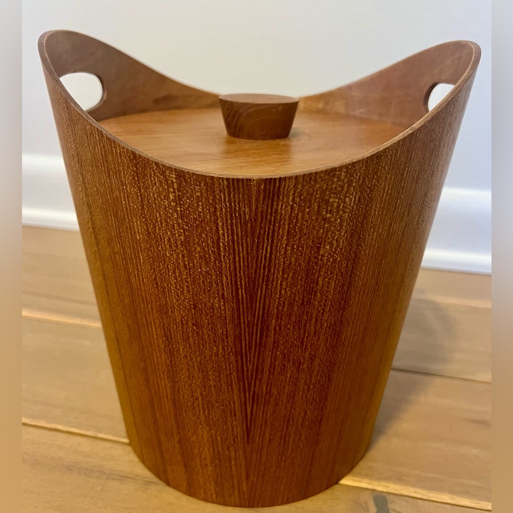 Vintage Mid Century Modern Wooden Ice Bucket